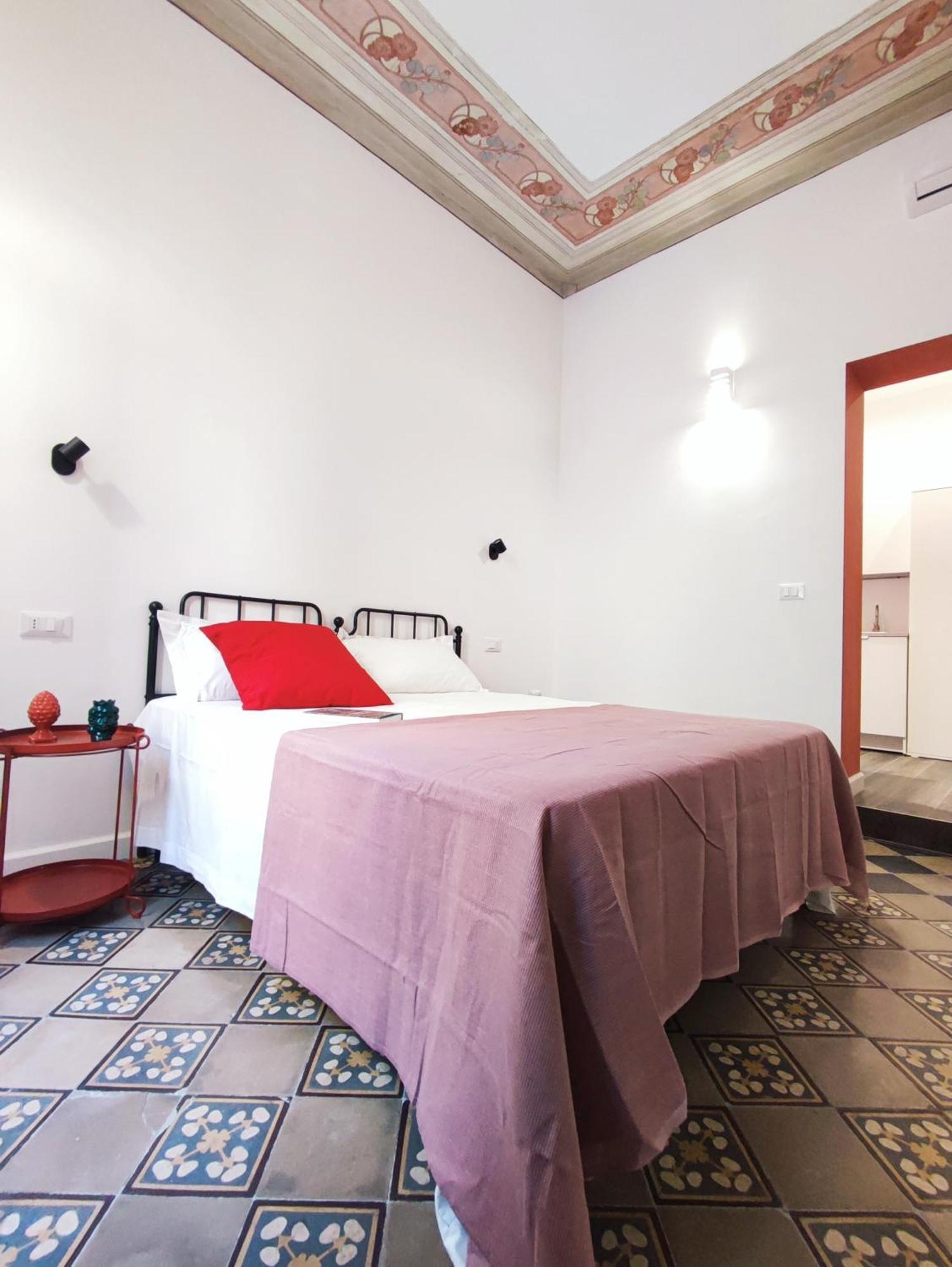 Donna Oliva Guest House Palerme Extérieur photo