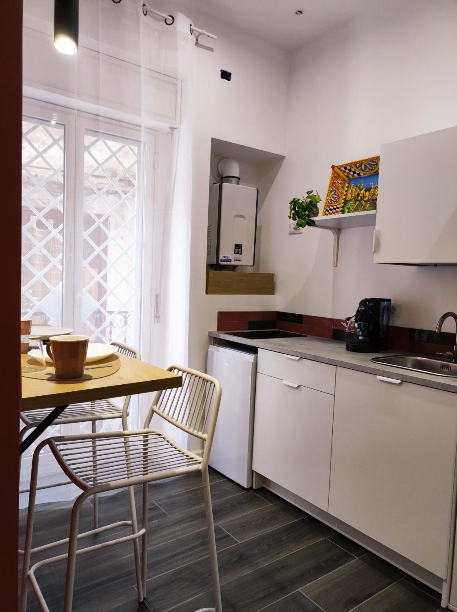 Donna Oliva Guest House Palerme Extérieur photo